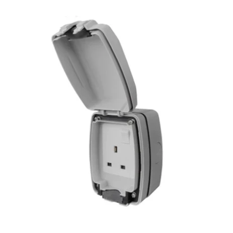 13A Weatherproof Socket with Switch – Safe Outdoor Power Solution