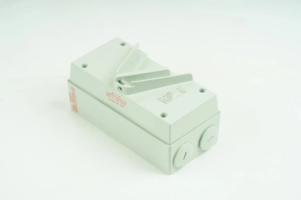 Double Pole Isolating Switch: Essential Safety Device for Electrical Systems